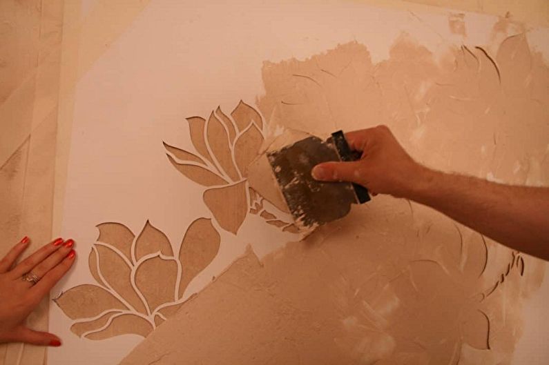 Types de pochoirs pour murs à peindre - Selon la méthode d'application