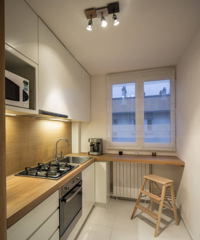 Le rebord de la fenêtre et le comptoir dans la cuisine: idées et mise en œuvre