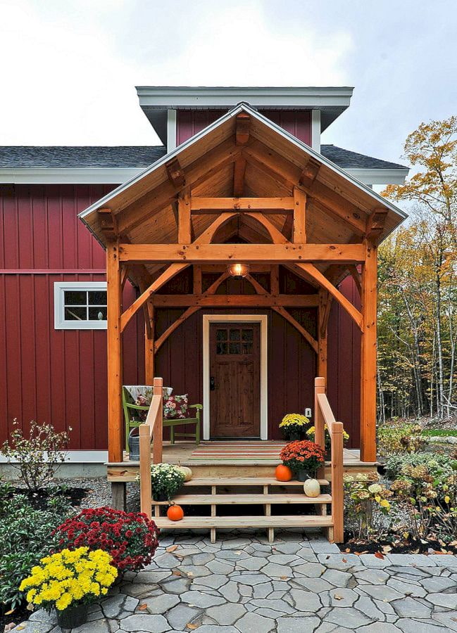 maison avec un porche en bois