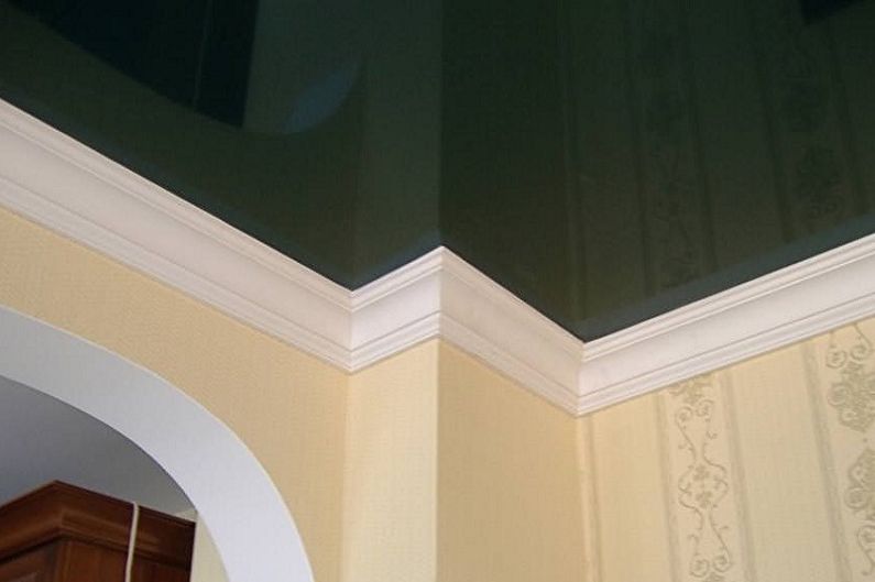 Types de plinthes pour plafonds tendus - Bordures en polystyrène