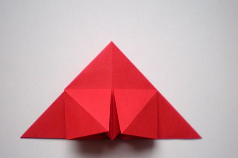 DIY rose en utilisant la technique de l'origami