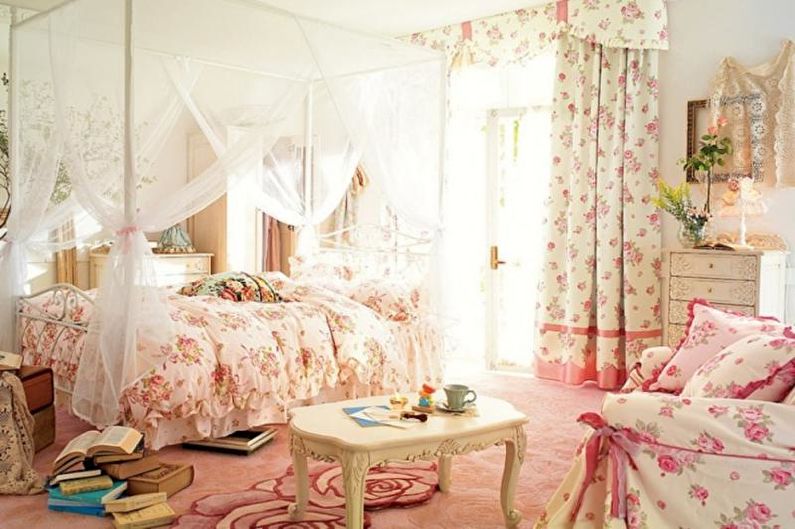 Chambre de bébé rose Shabby Chic - Design d'intérieur