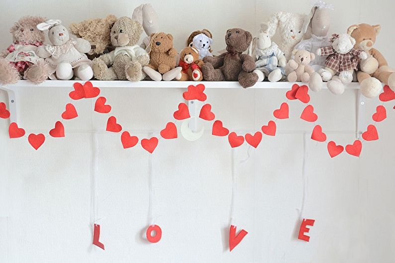 Comment décorer un appartement le 14 février - Valentine Garlands
