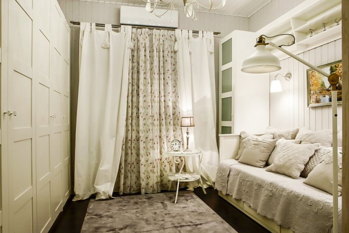 rideaux dans le style provençal