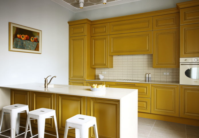 intérieur de cuisine dans des tons jaunes