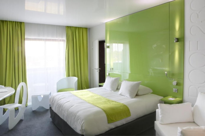 combinaison de couleurs à l'intérieur de la chambre dans des tons verts