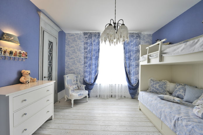 couleurs de l'intérieur d'une chambre d'enfant de style provençal