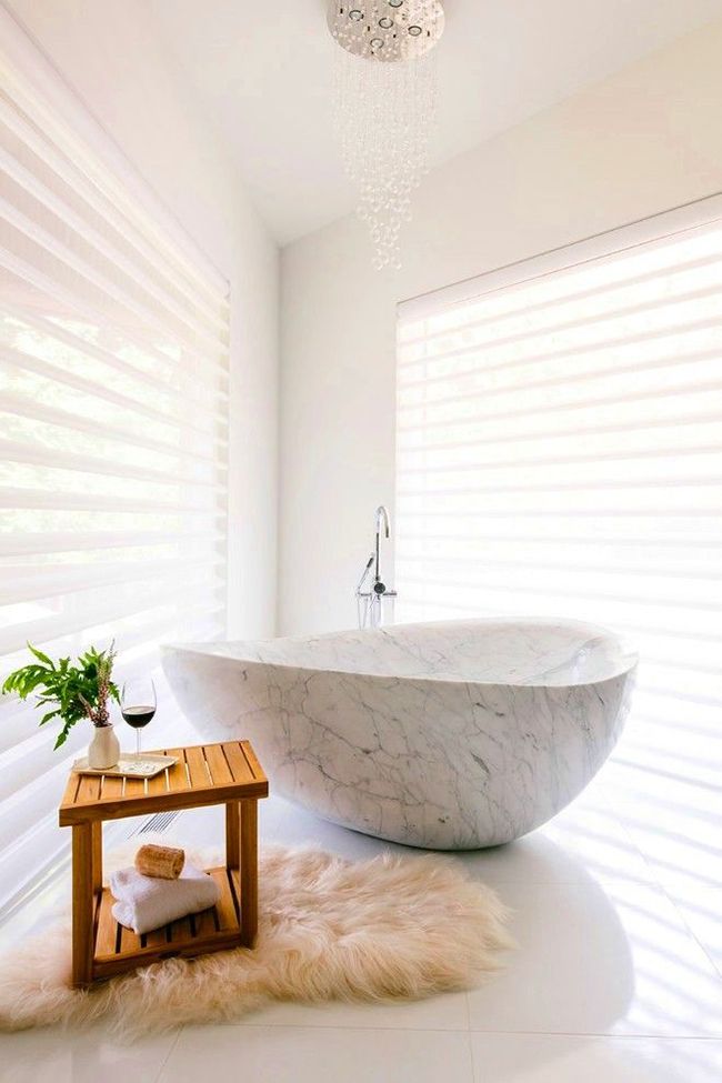 Le tapis de salle de bain en laine est une solution personnalisée pour les amateurs de design sophistiqué