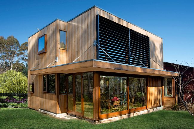 Les maisons en bois à deux étages redeviennent populaires